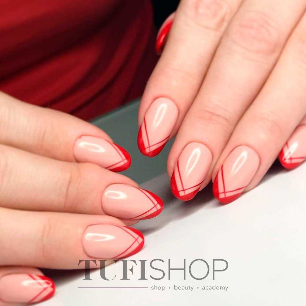 Техника нанесения цветного французского маникюра