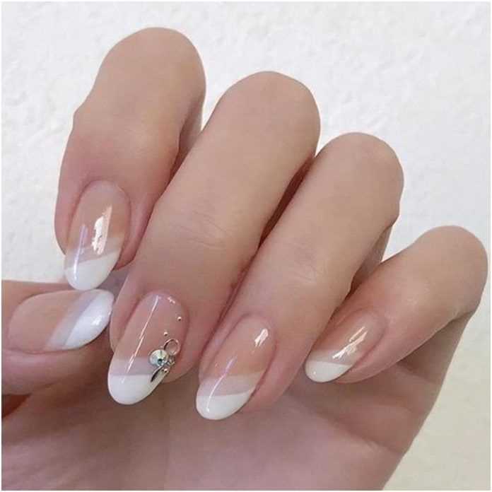 Френч-маникюр: идеально подходит для любого случая