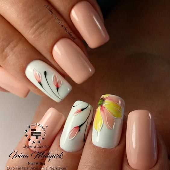 Шикарный весенний маникюр