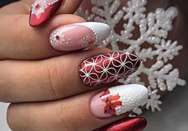 Новогодние маникюры