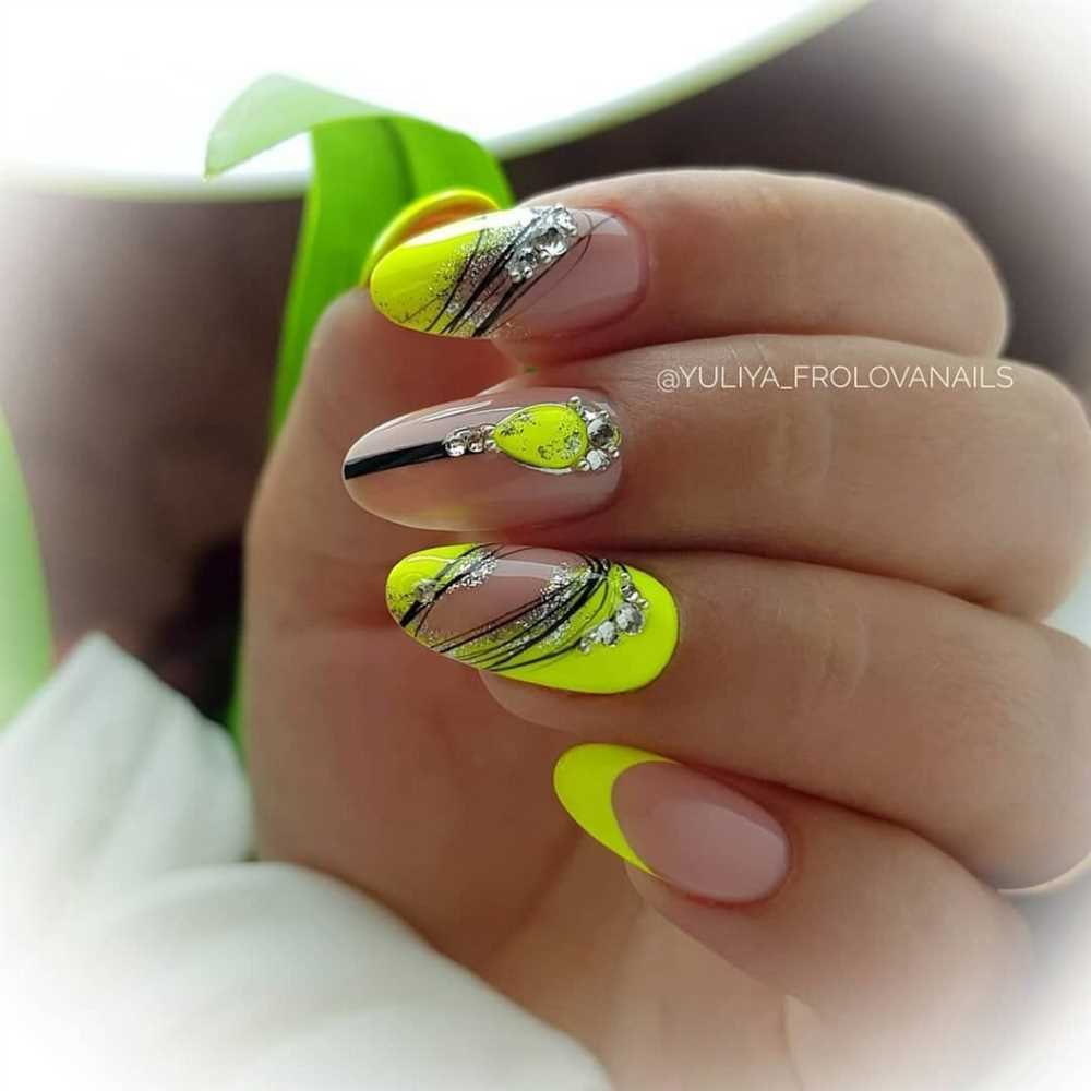 Яркий маникюр: творчество на ногтях