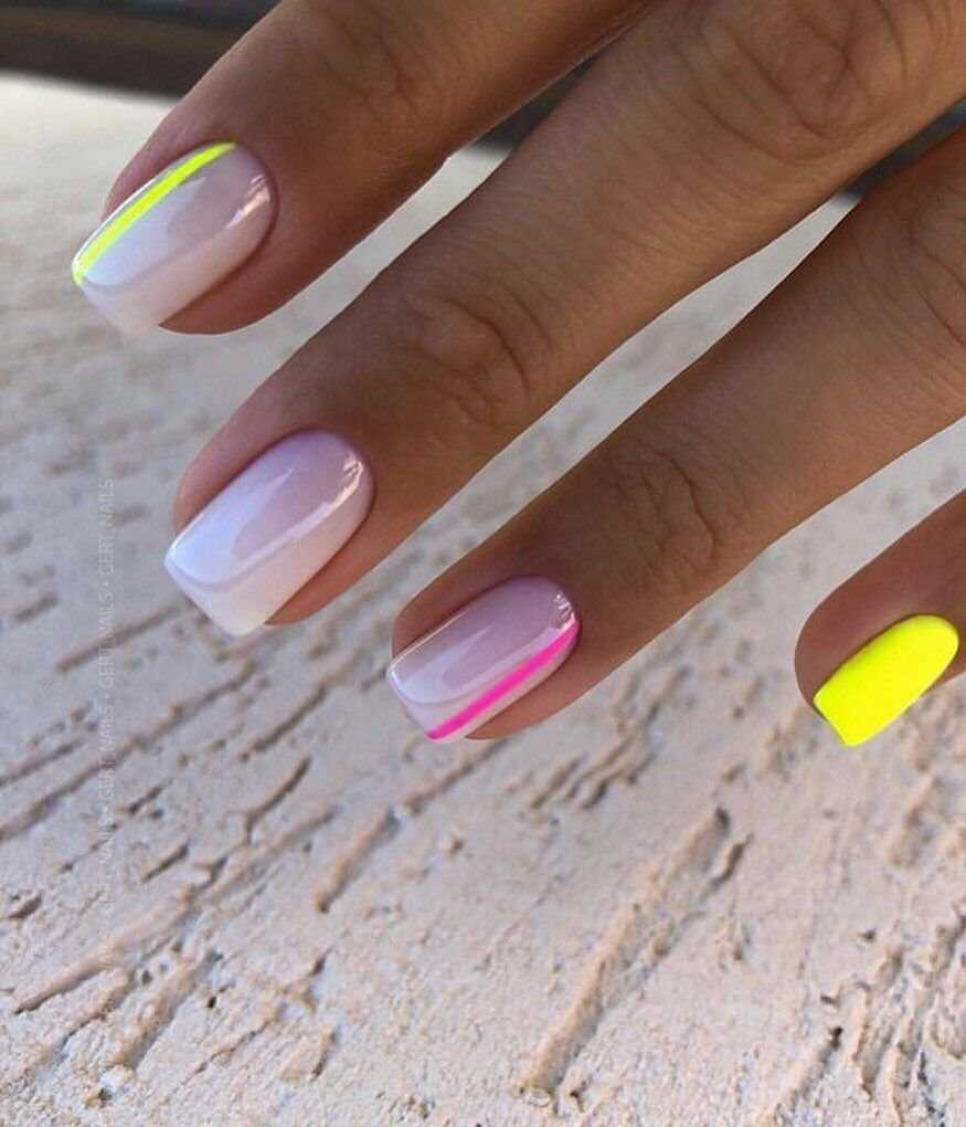 9. Глиттер и стразы