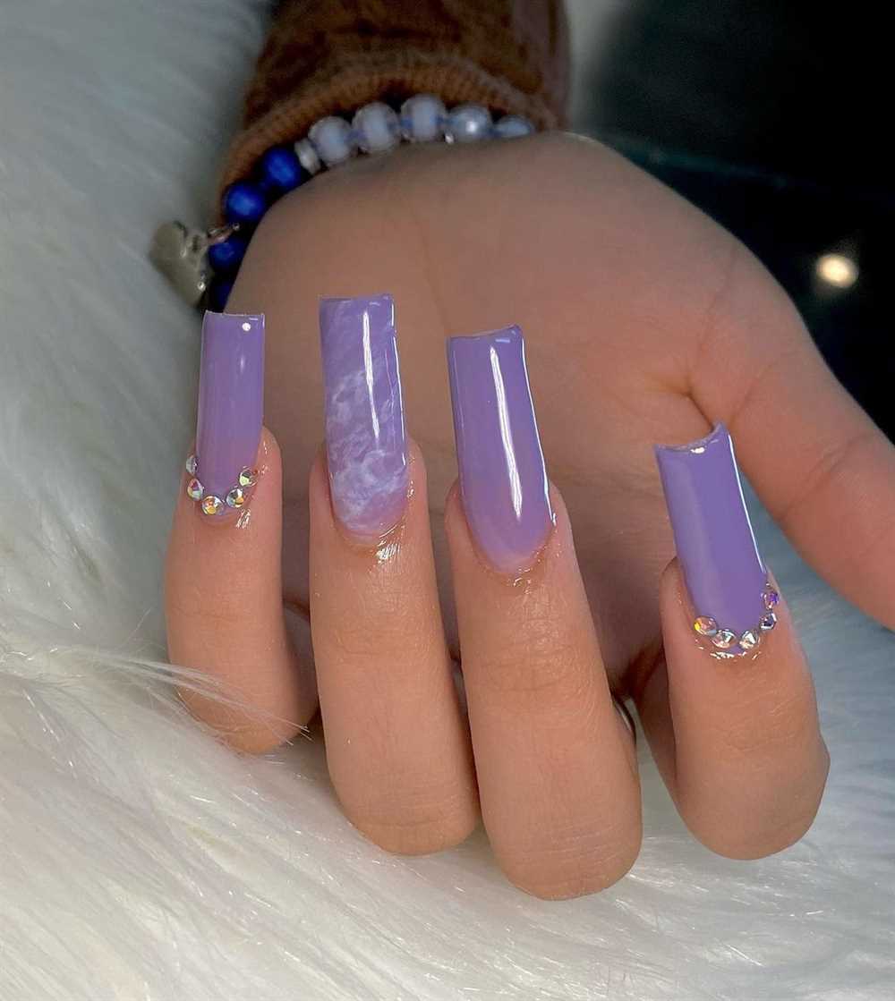 Градиентный маникюр для длинных квадратных ногтей