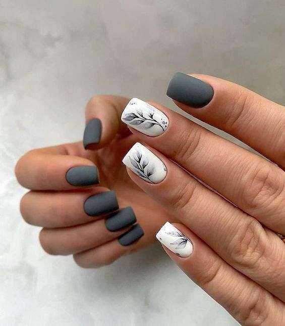 Маникюр на квадратные ногти: подбор цветов и фактур