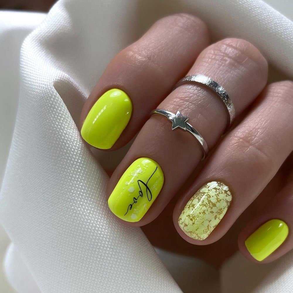 Как создать идеальный неоновый кислотный маникюр?