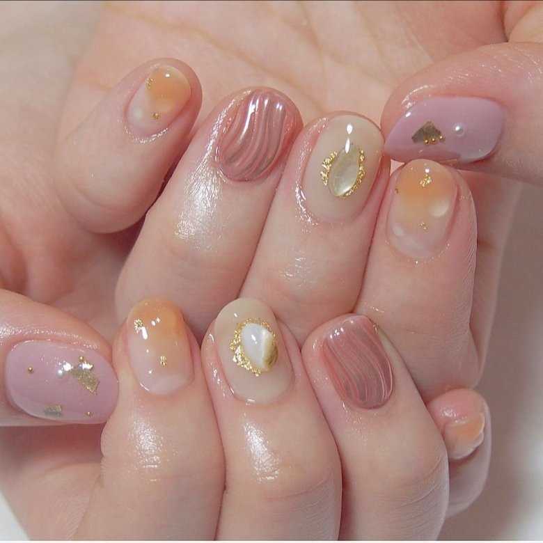 Шаги для создания прозрачного маникюра на короткие ногти