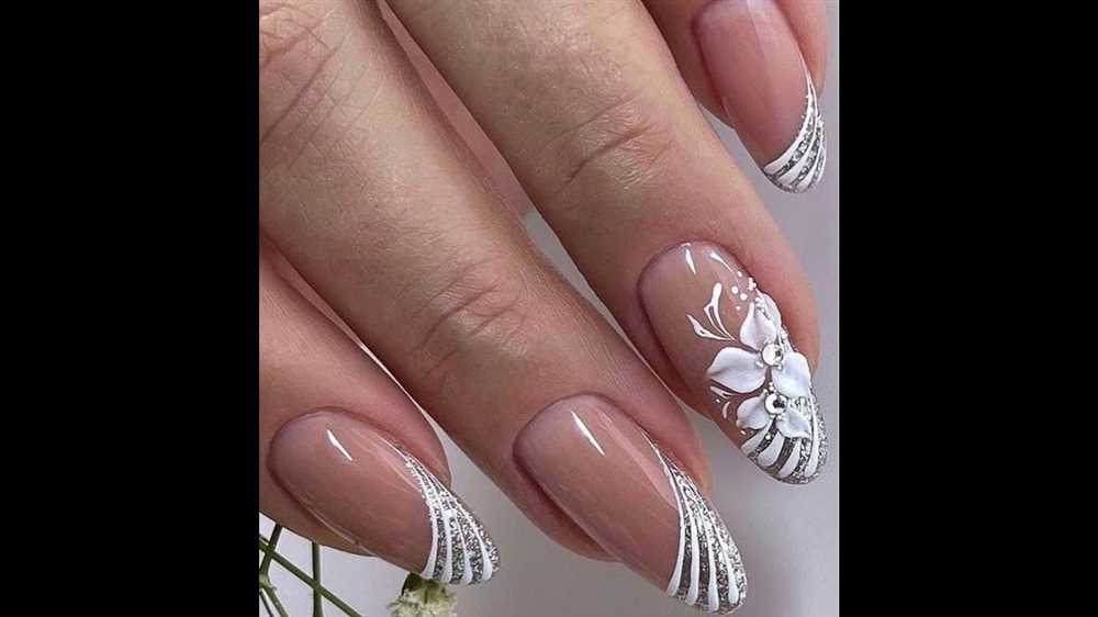 Розовый дизайн ногтей