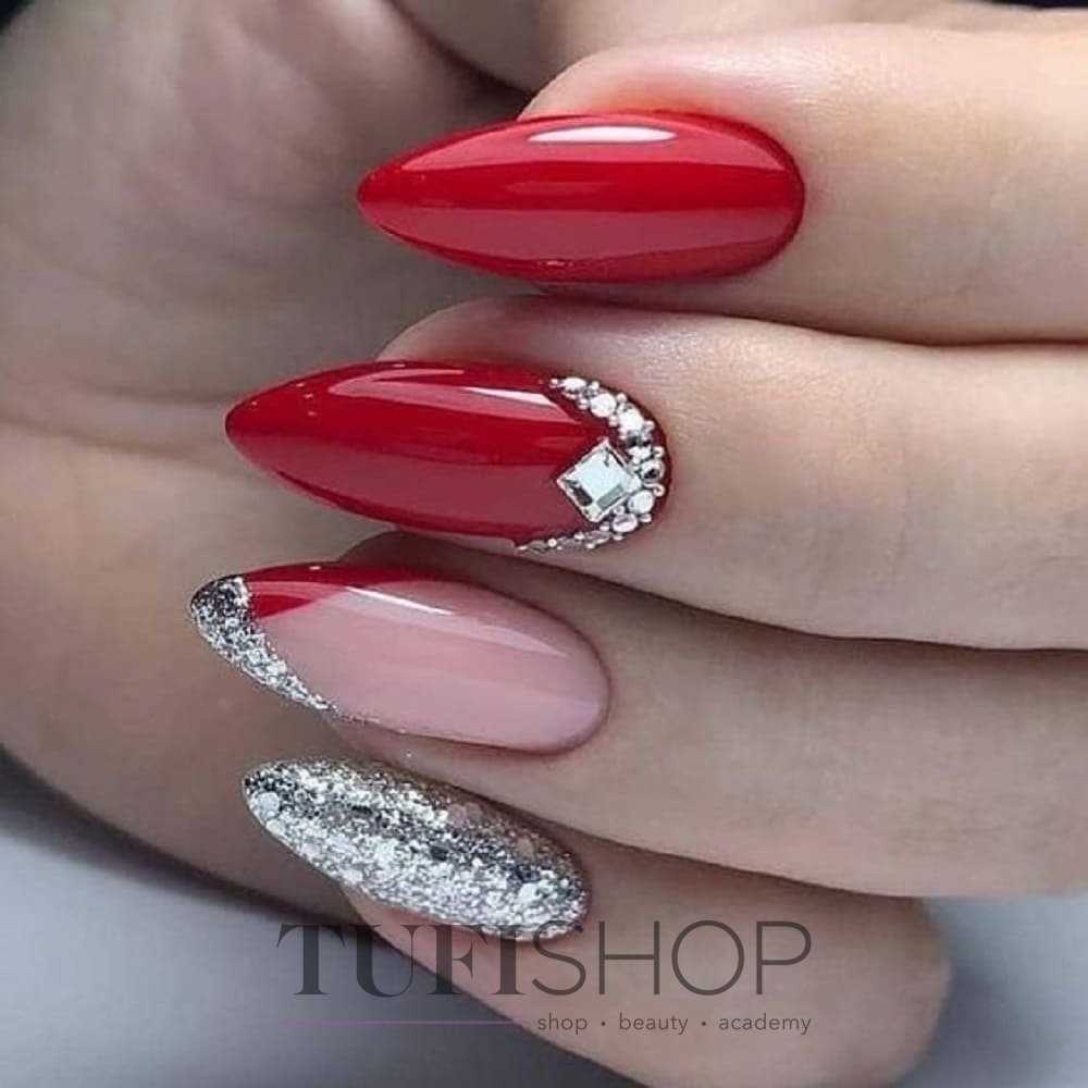 Лучшие материалы для красного маникюра