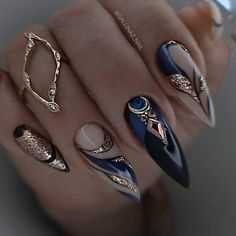 Нежный маникюр на длинные ногти: создание романтичного образа