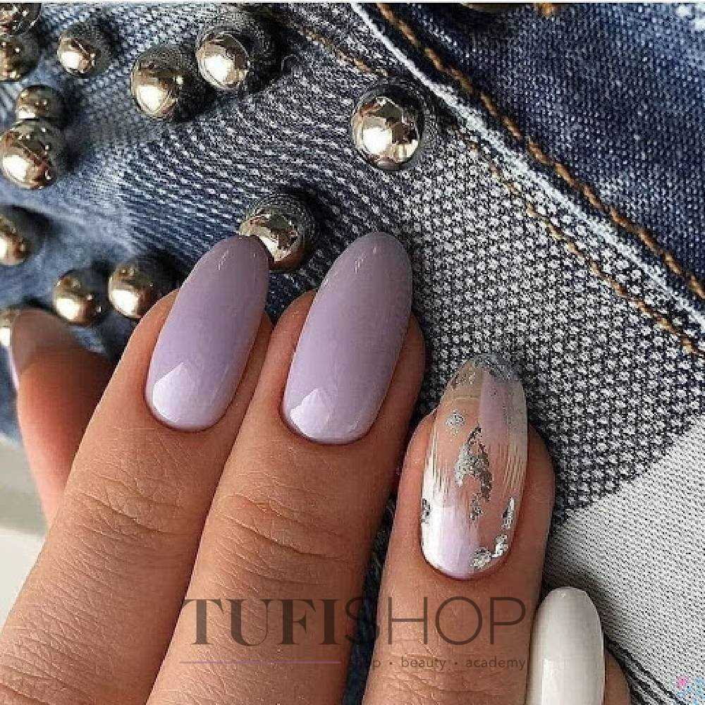 Секреты стойкости сиреневого маникюра