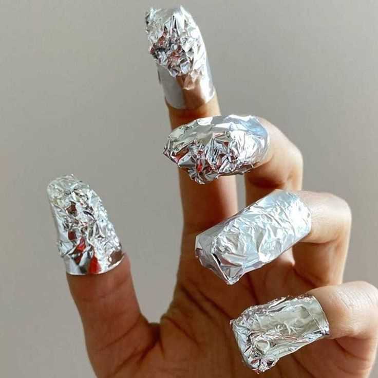 Смайлики на каждый ноготь