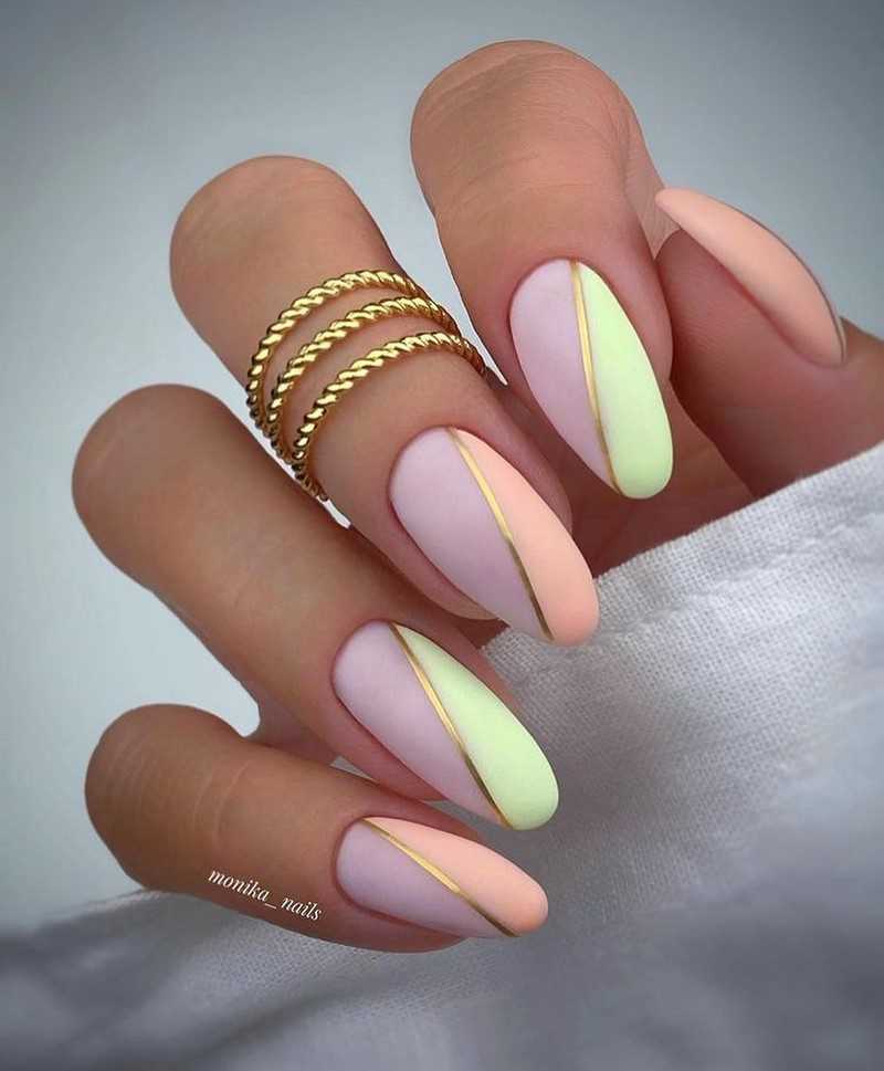 Нежный и стильный маникюр в пастельных тонах
