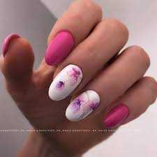 Основные веяния моды: пастельные оттенки и ненавязчивые дизайны