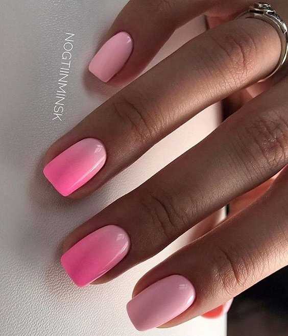 Розовый маникюр на короткие ногти